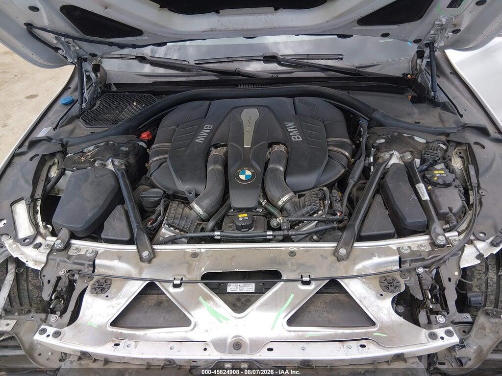 WBA7F2C59GG418135 2016 BMW 750I photo no. 10