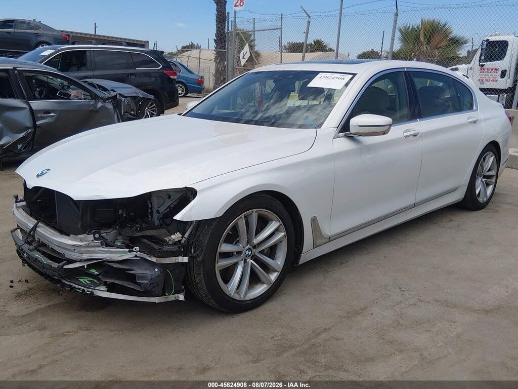 WBA7F2C59GG418135 2016 BMW 750I photo no. 2