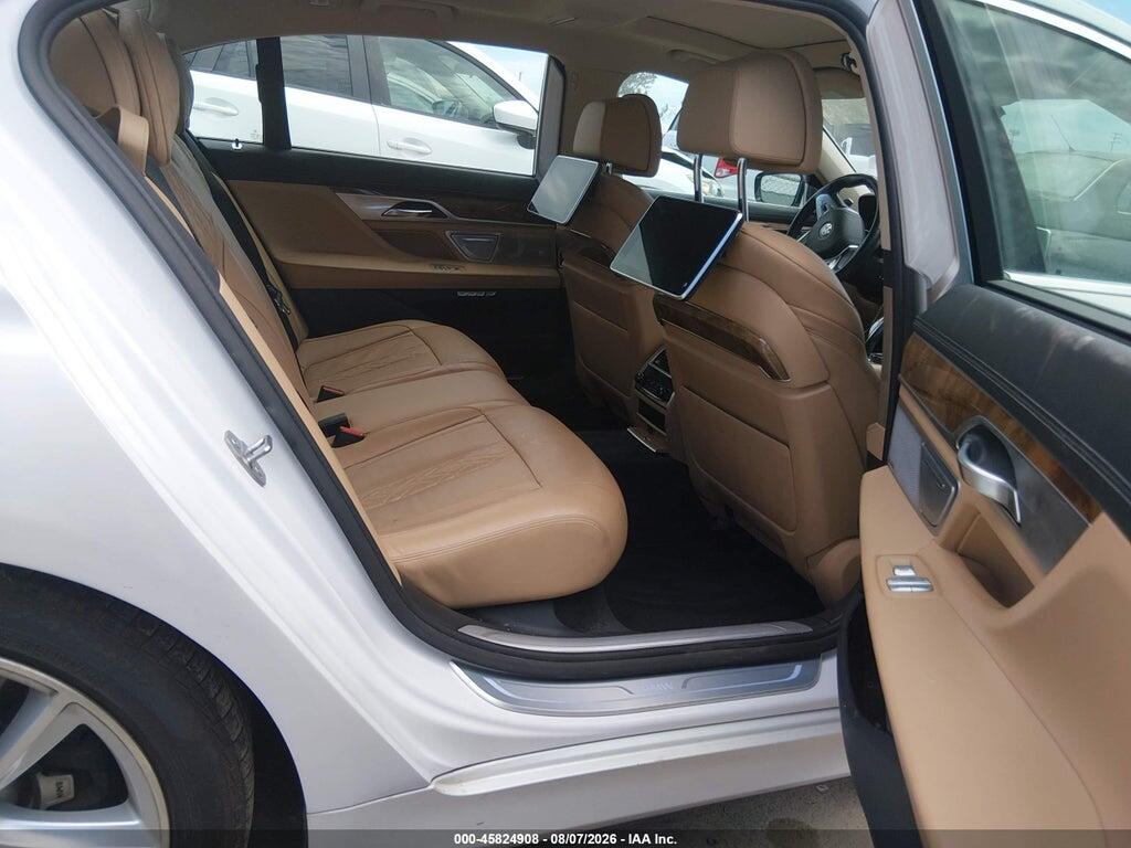 WBA7F2C59GG418135 2016 BMW 750I photo no. 8