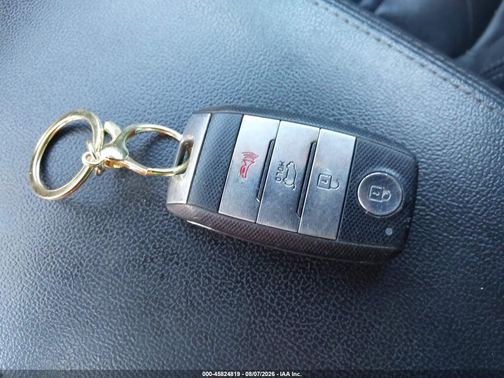 5XYPHDA51GG148526 2016 KIA SORENTO photo no. 11