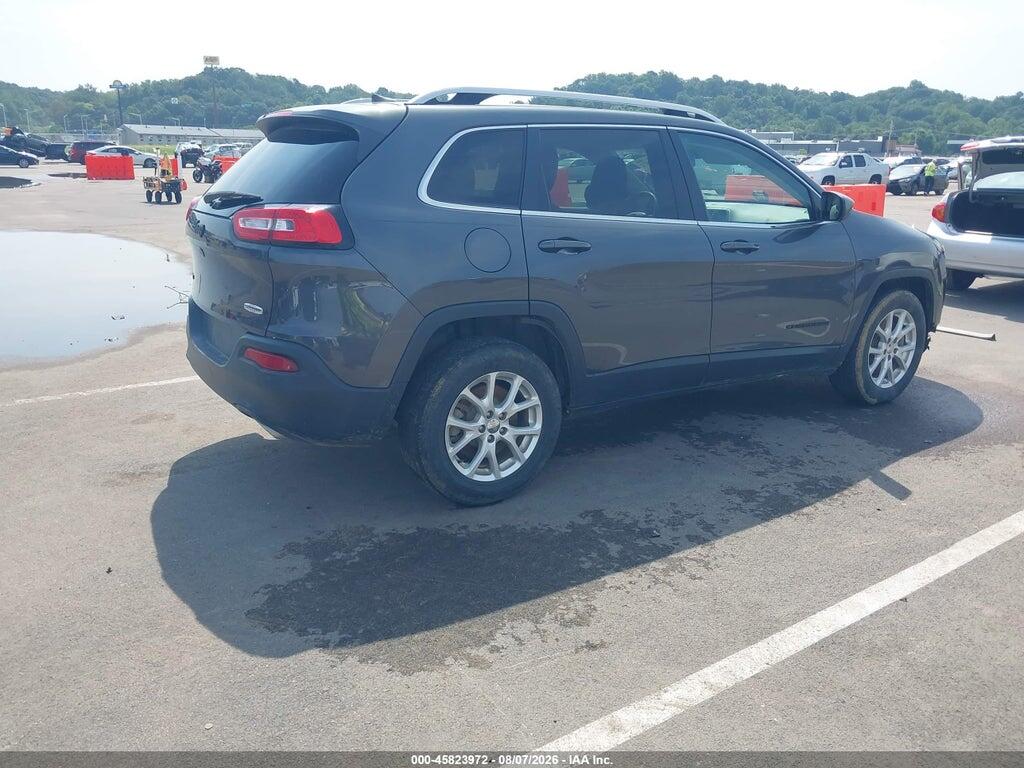 1C4PJMCS4GW211189 2016 JEEP CHEROKEE photo no. 4
