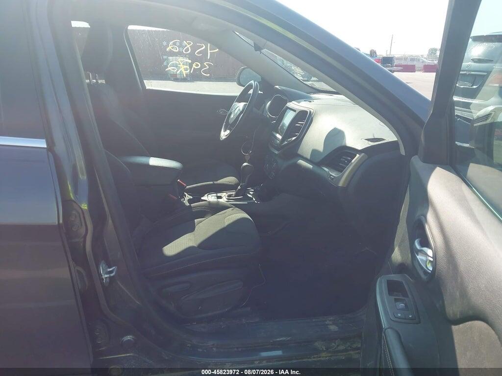1C4PJMCS4GW211189 2016 JEEP CHEROKEE photo no. 5