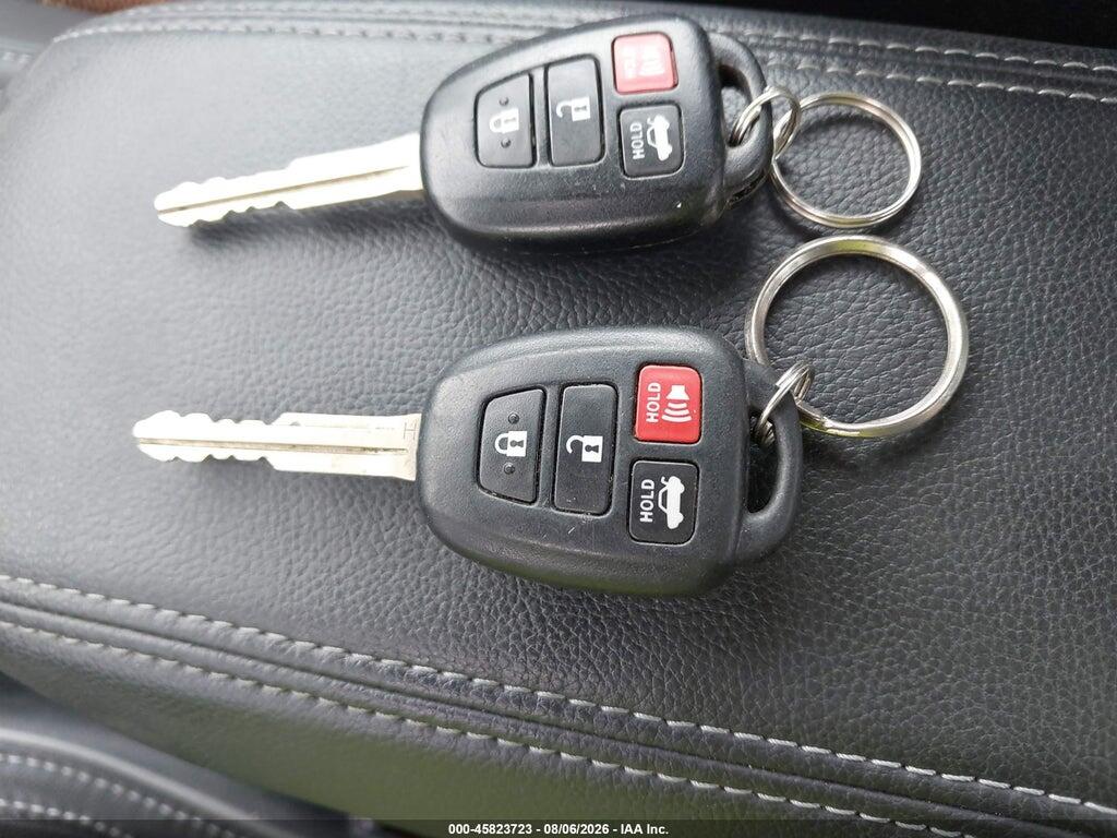 5YFBURHE2GP508259 2016 TOYOTA COROLLA photo no. 11
