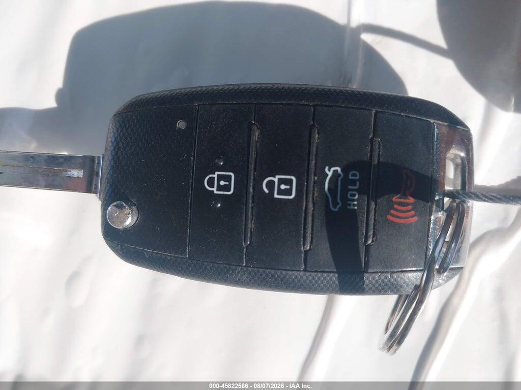 KNADN4A33G6678927 2016 KIA RIO photo no. 11