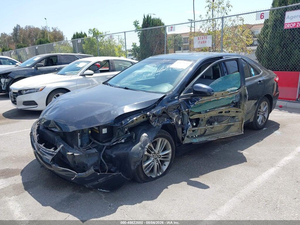 4T1BF1FK4GU208600 2016 TOYOTA CAMRY photo no. 2