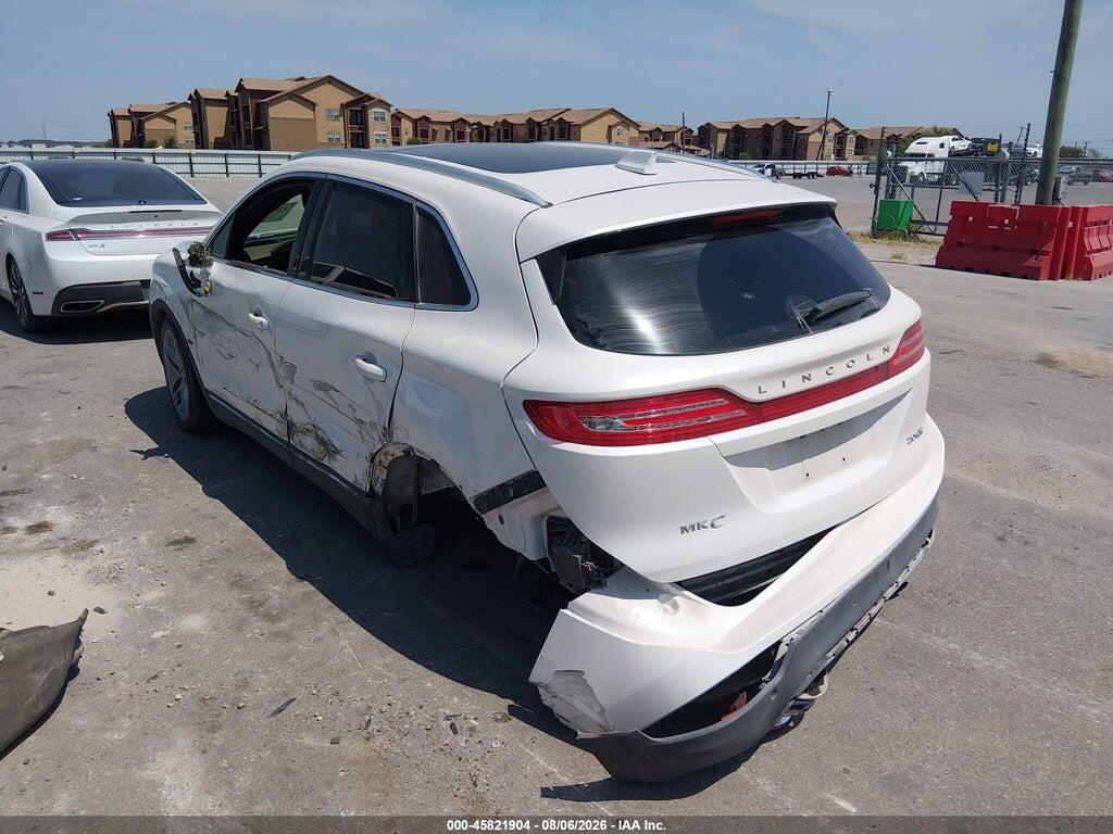 5LMCJ3D97GUJ21446 2016 LINCOLN MKC photo no. 3