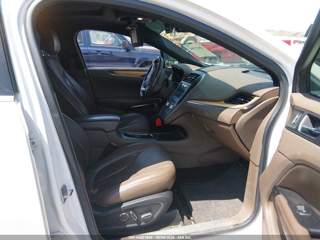 5LMCJ3D97GUJ21446 2016 LINCOLN MKC photo no. 5