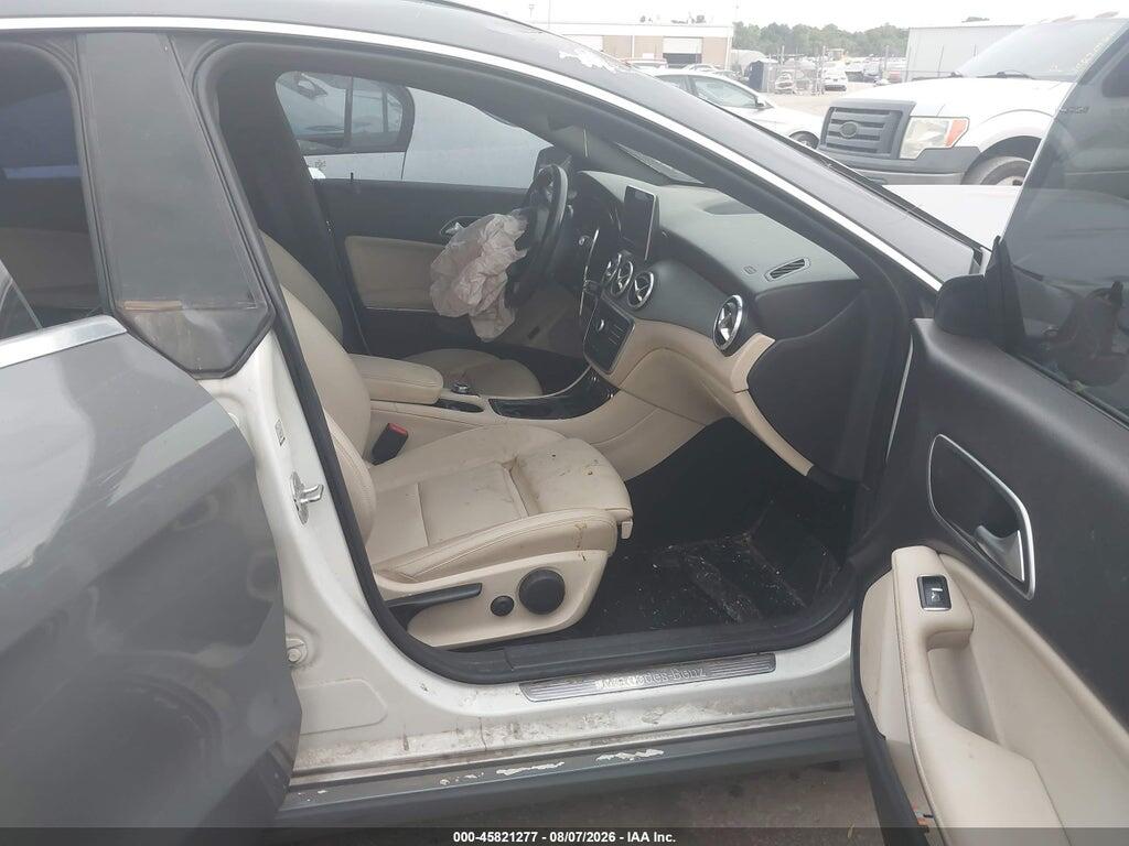 WDDSJ4EB1GN379634 2016 MERCEDES-BENZ CLA 250 photo no. 5