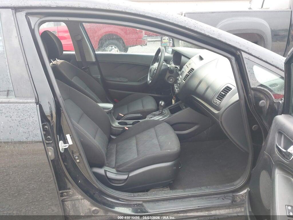KNAFK4A60G5615897 2016 KIA FORTE photo no. 5