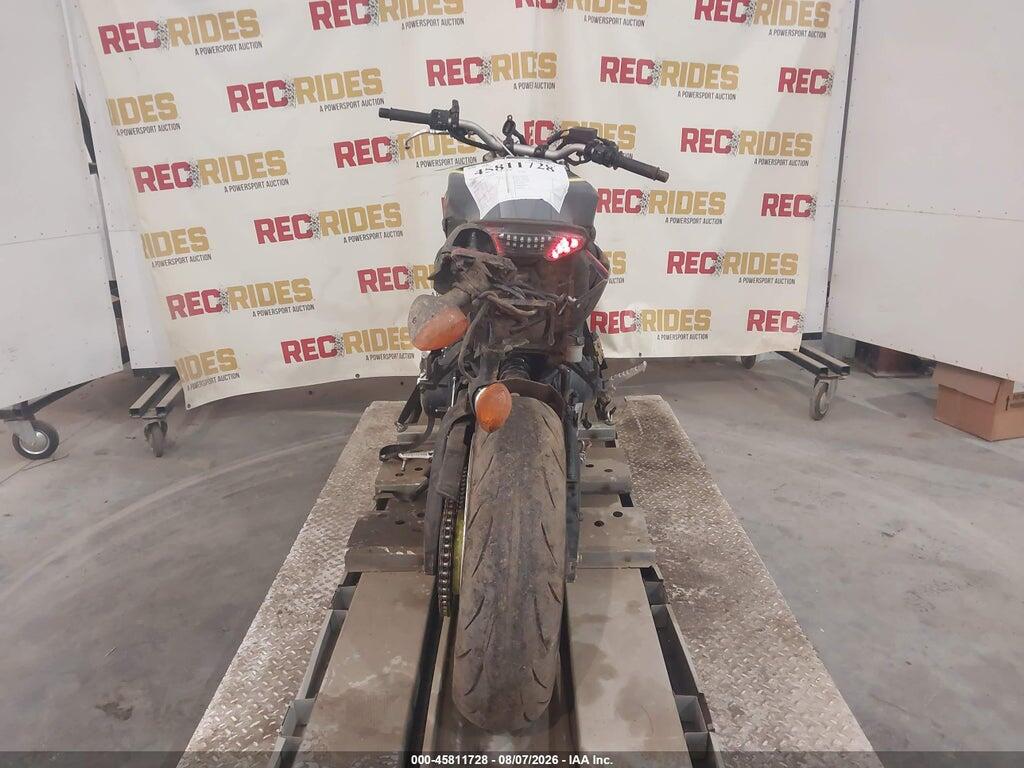 JYARN33E6GA011554 2016 YAMAHA FZ09 photo no. 6