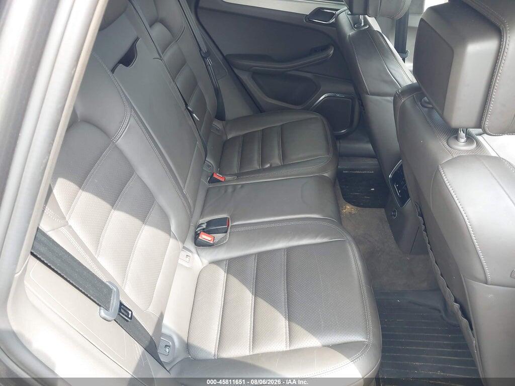 WP1AF2A55GLB93696 2016 PORSCHE MACAN photo no. 8