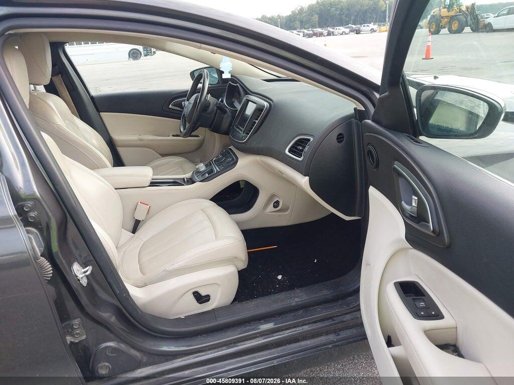 1C3CCCAG6GN186971 2016 CHRYSLER 200 photo no. 5