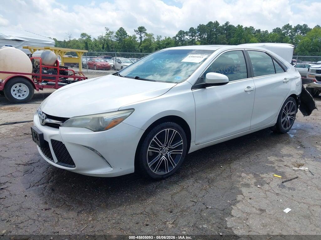 4T1BF1FK7GU195082 2016 TOYOTA CAMRY photo no. 2
