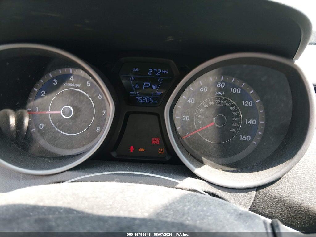 KMHDH4AE7GU650230 2016 HYUNDAI ELANTRA photo no. 7