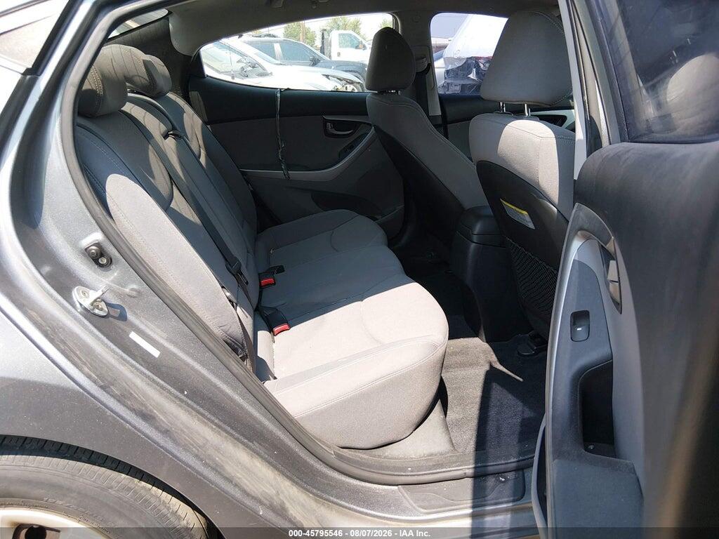 KMHDH4AE7GU650230 2016 HYUNDAI ELANTRA photo no. 8