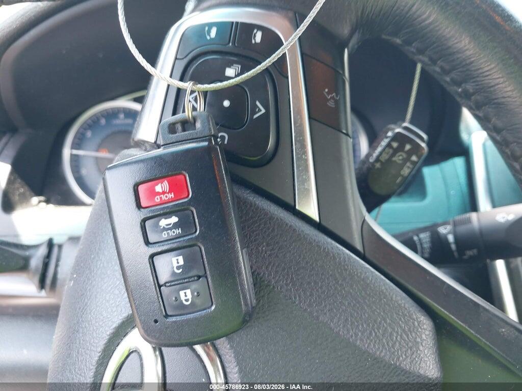 4T1BF1FK0GU586025 2016 TOYOTA CAMRY photo no. 11