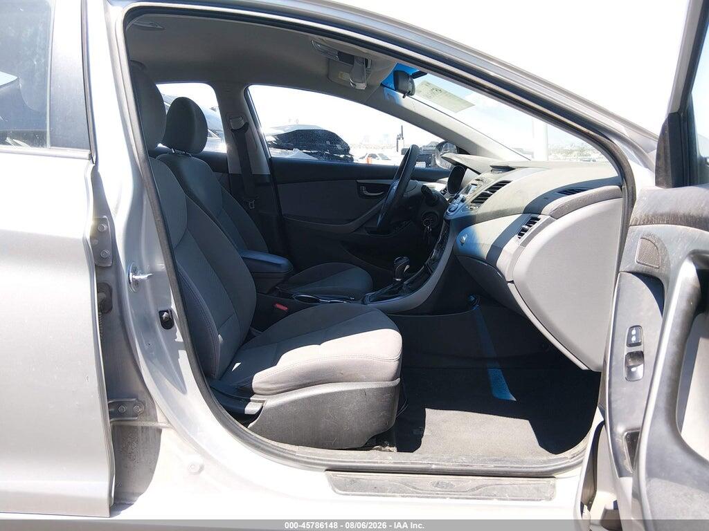 5NPDH4AE8GH687639 2016 HYUNDAI ELANTRA photo no. 5