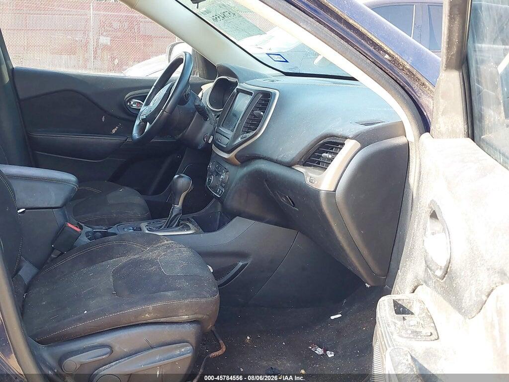 1C4PJLCB0GW167881 2016 JEEP CHEROKEE photo no. 5