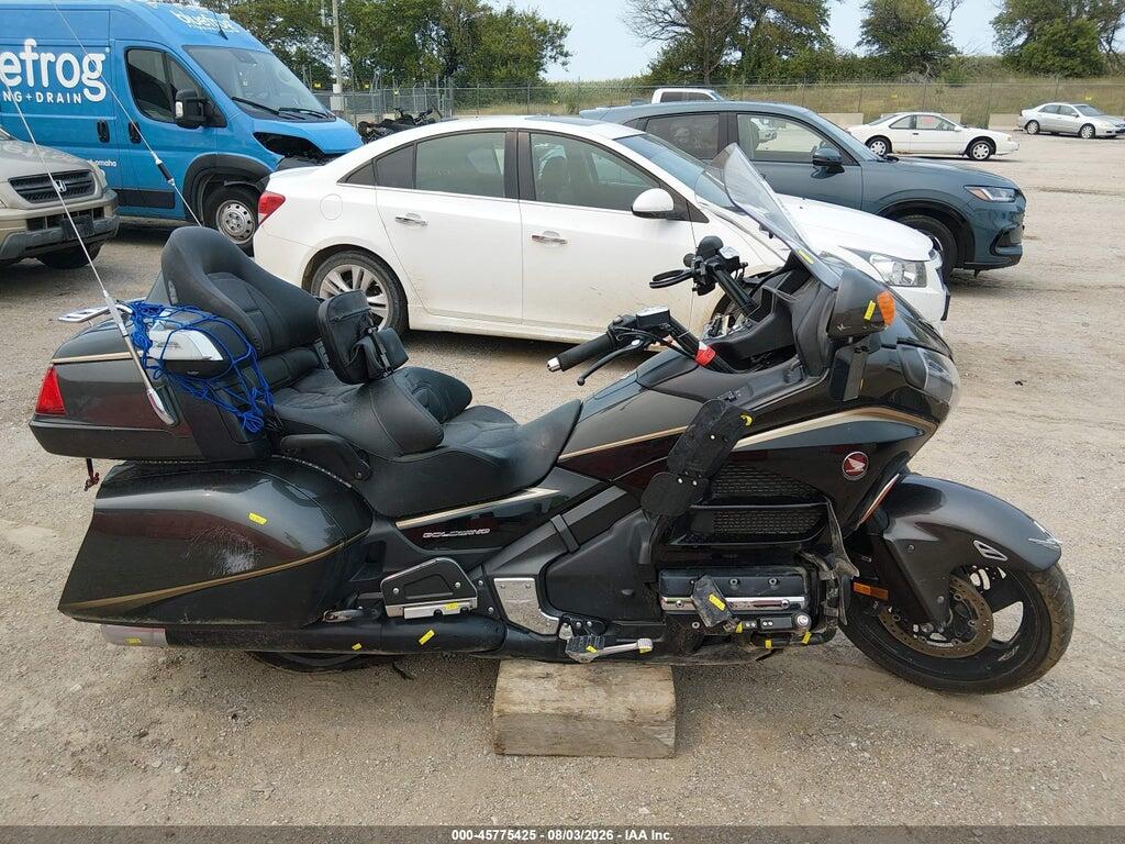 JH2SC68N5GK200106 2016 HONDA GL1800 photo no. 12