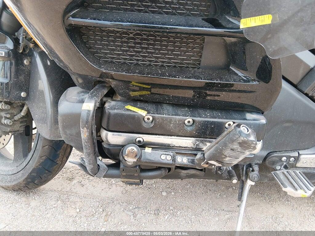 JH2SC68N5GK200106 2016 HONDA GL1800 photo no. 9