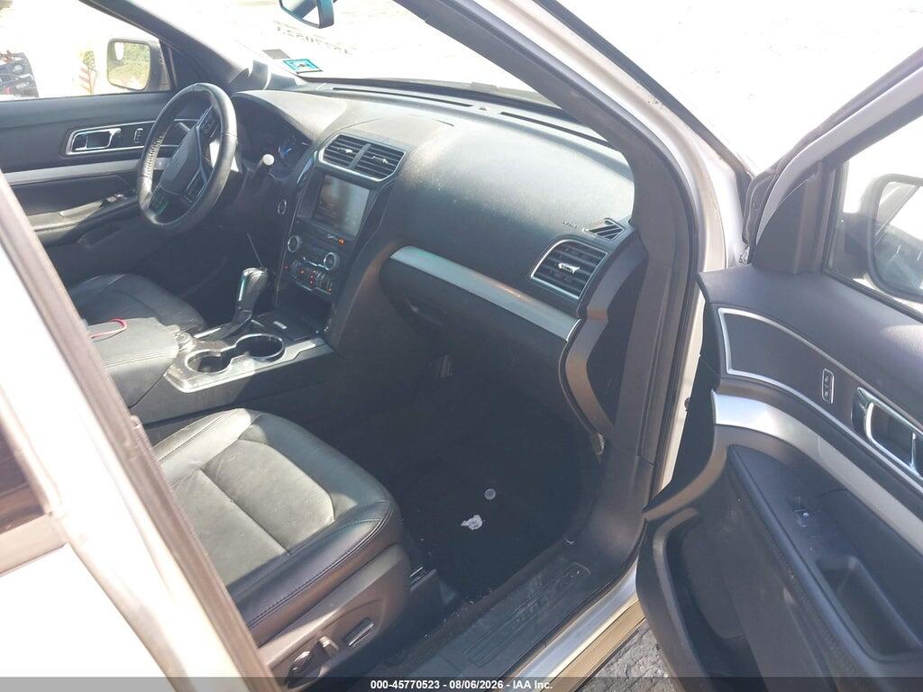 1FM5K8D81GGB68774 2016 FORD EXPLORER photo no. 5