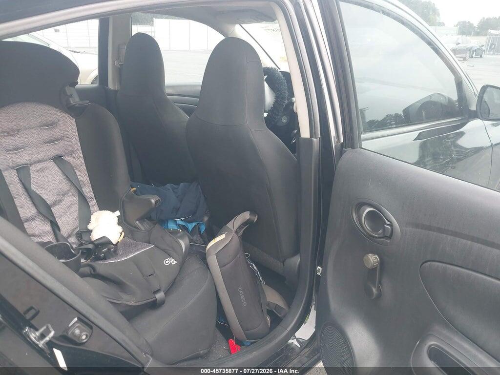 3N1CN7AP3HL832159 2017 NISSAN VERSA photo no. 8