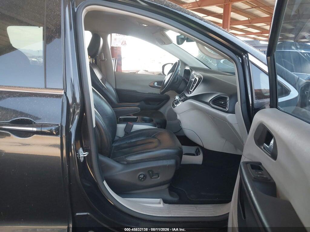 2C4RC1EG7HR643926 2017 CHRYSLER PACIFICA photo no. 5