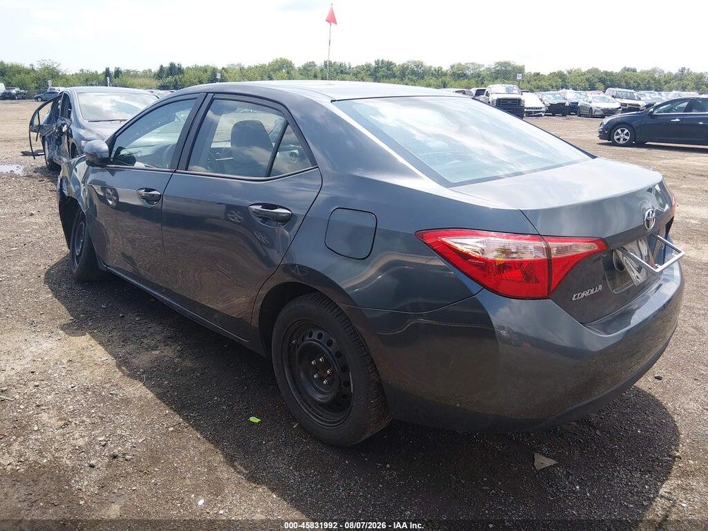 5YFBURHE8HP654604 2017 TOYOTA COROLLA photo no. 3