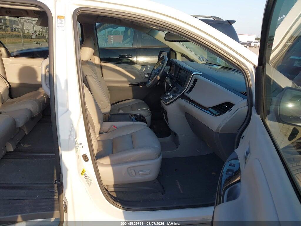 5TDYZ3DC9HS767501 2017 TOYOTA SIENNA photo no. 5