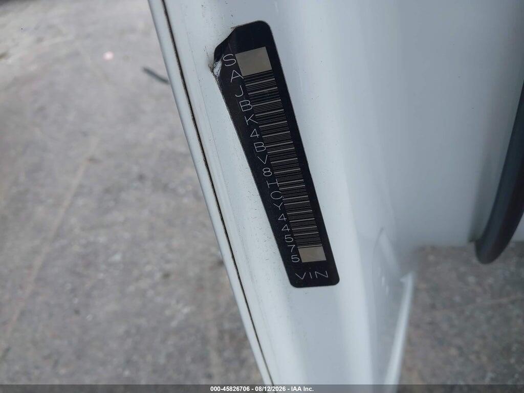 SAJBK4BV8HCY44575 2017 JAGUAR XF photo no. 9