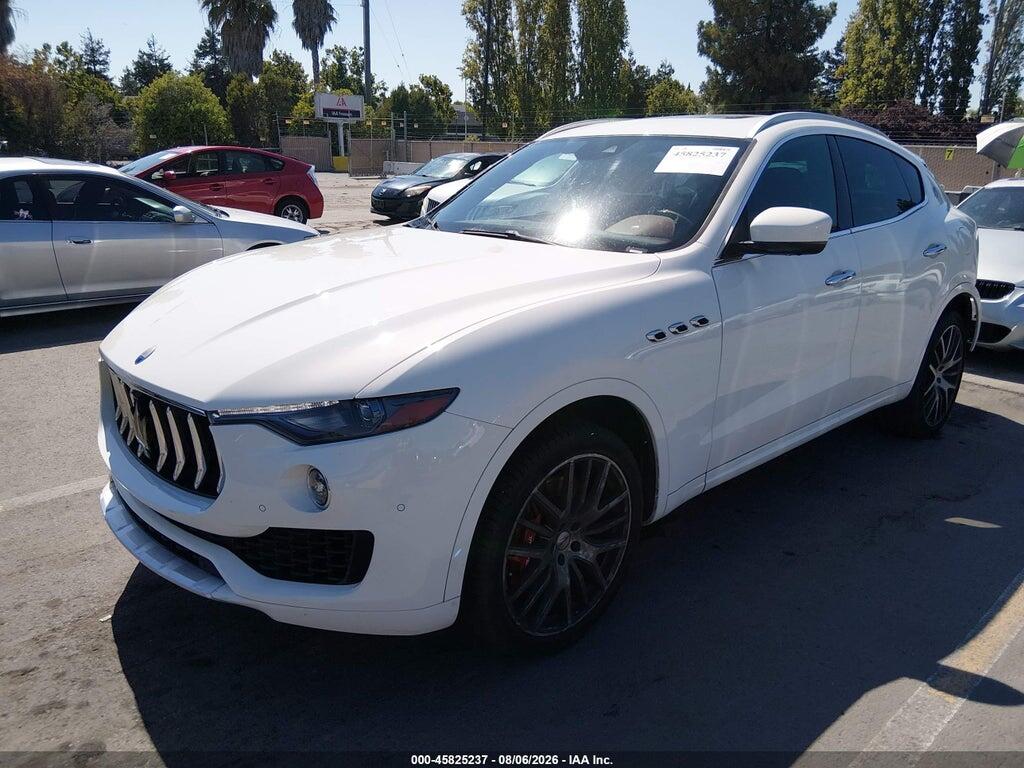 ZN661YUL7HX237354 2017 MASERATI LEVANTE photo no. 2