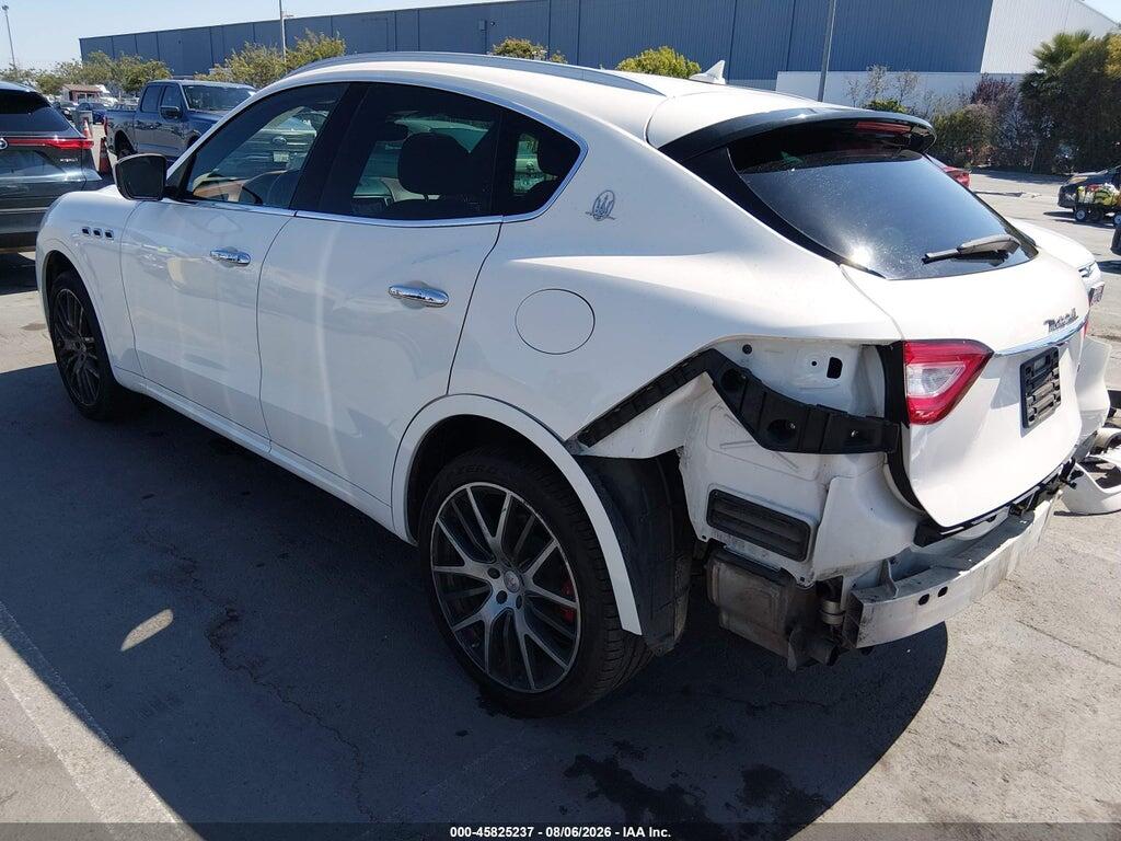 ZN661YUL7HX237354 2017 MASERATI LEVANTE photo no. 3