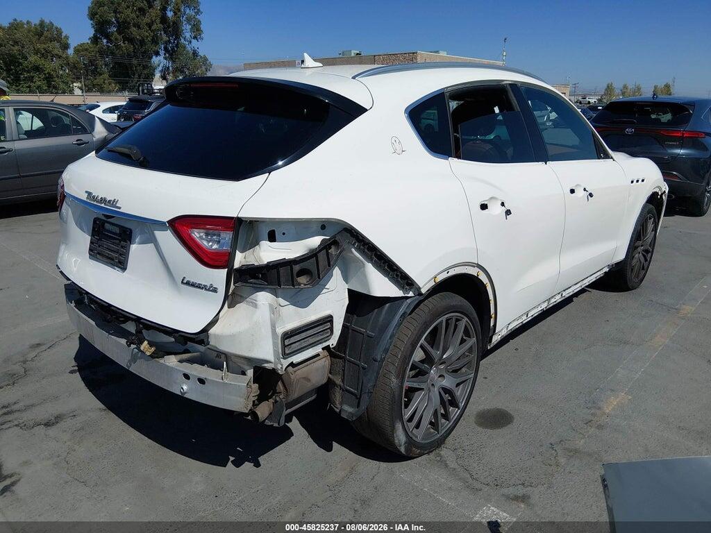 ZN661YUL7HX237354 2017 MASERATI LEVANTE photo no. 4