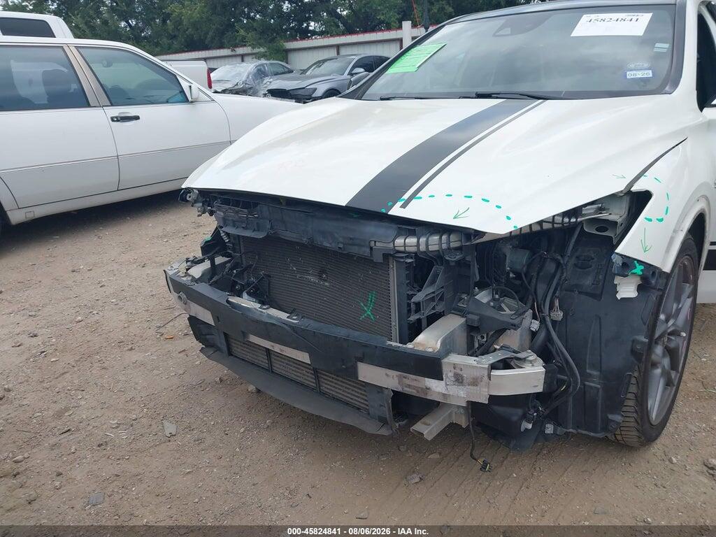 SJKCH5CP8HA031043 2017 INFINITI QX30 photo no. 6
