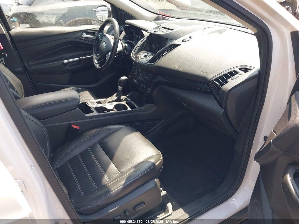 1FMCU9J91HUC01411 2017 FORD ESCAPE photo no. 5