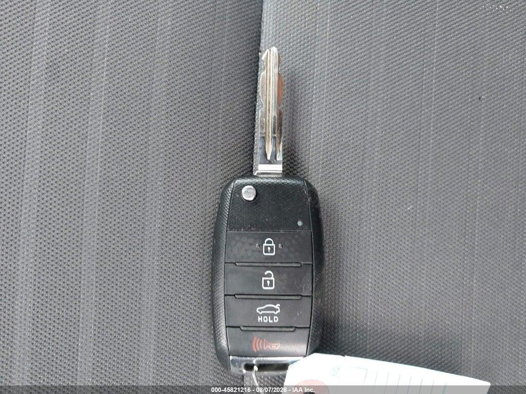3KPFL4A70HE159253 2017 KIA FORTE photo no. 11