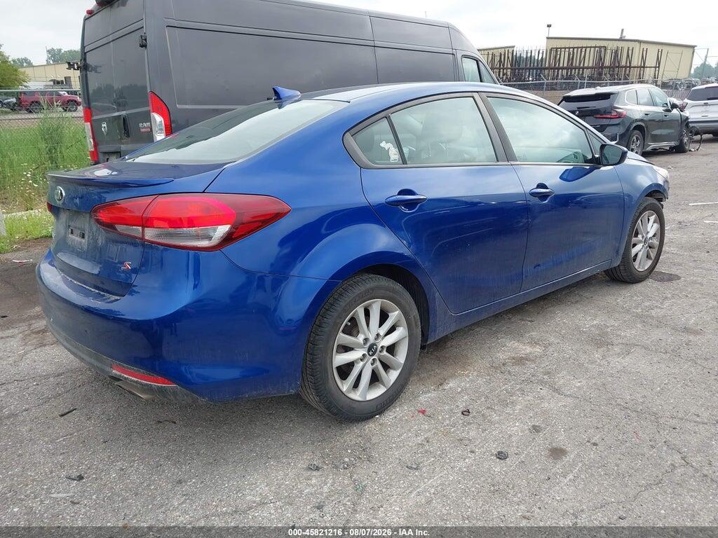 3KPFL4A70HE159253 2017 KIA FORTE photo no. 4
