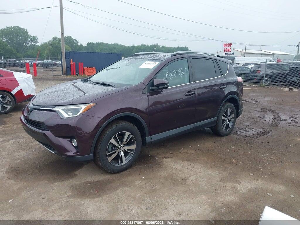 2T3RFREV4HW589592 2017 TOYOTA RAV4 photo no. 2