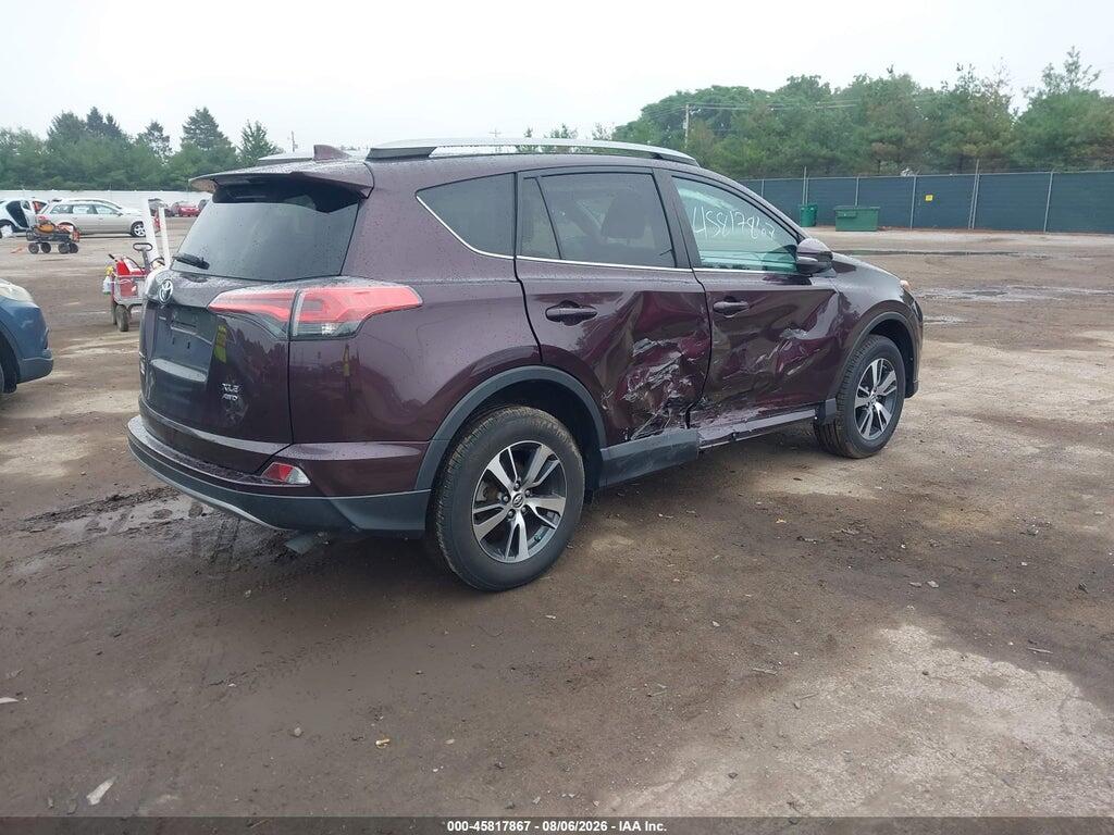 2T3RFREV4HW589592 2017 TOYOTA RAV4 photo no. 4