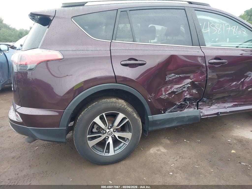 2T3RFREV4HW589592 2017 TOYOTA RAV4 photo no. 6
