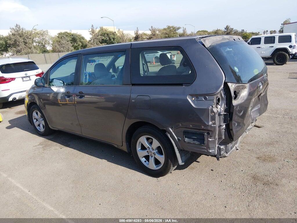 5TDZZ3DC6HS852980 2017 TOYOTA SIENNA photo no. 3