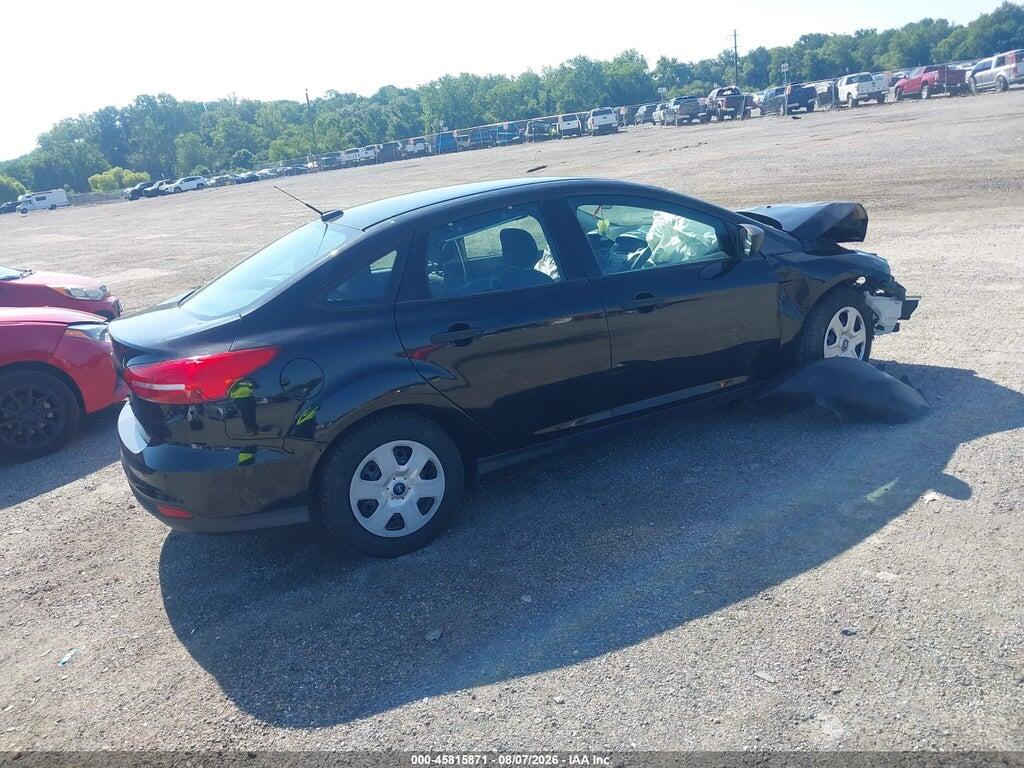 1FADP3E25HL306491 2017 FORD FOCUS photo no. 4