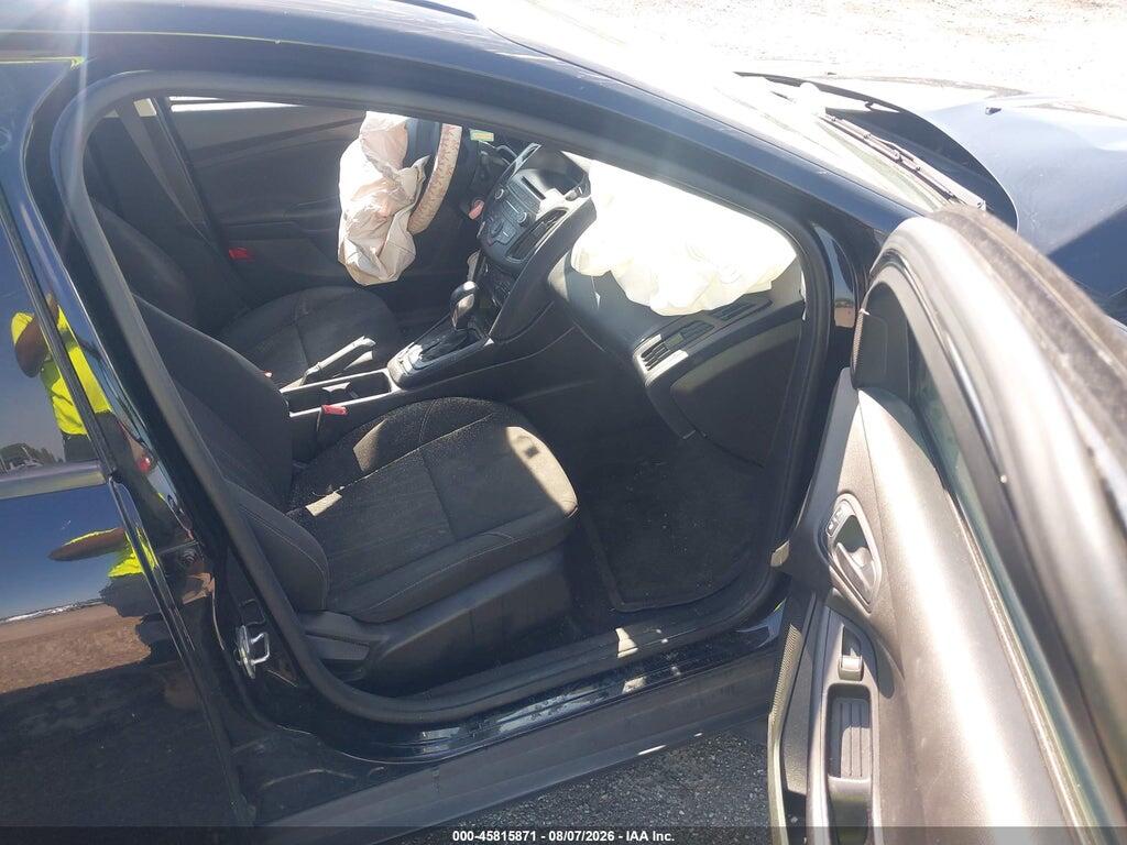 1FADP3E25HL306491 2017 FORD FOCUS photo no. 5