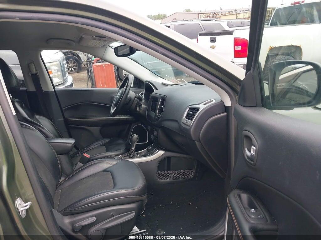 3C4NJDBB2HT657633 2017 JEEP NEW COMPASS photo no. 5