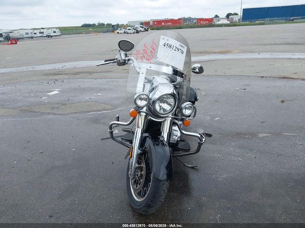 56KTHAAA1H3349126 2017 INDIAN MOTORCYCLE CO. SPRINGFIELD photo no. 5