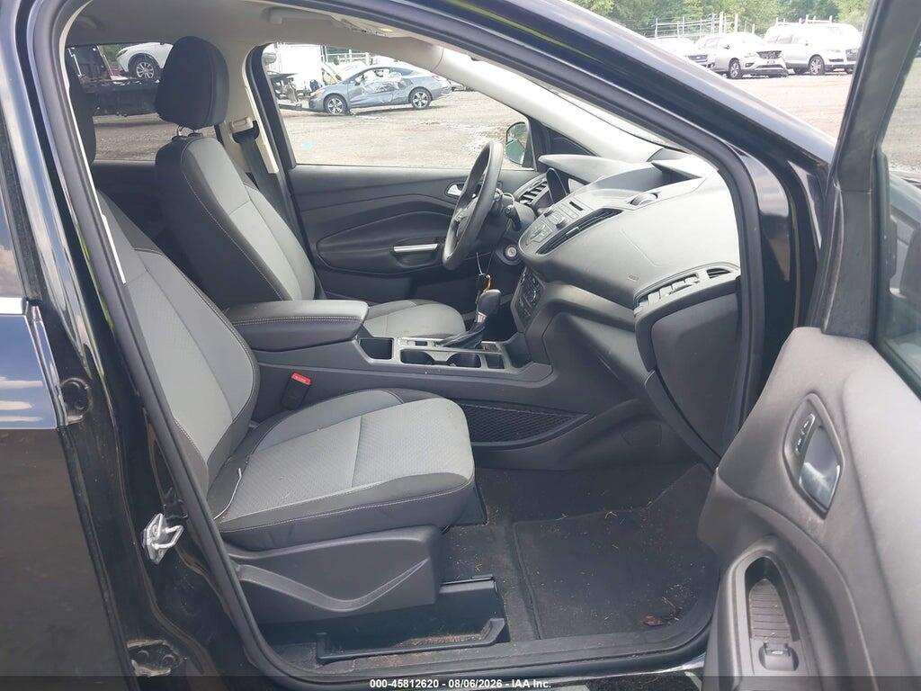 1FMCU9GD2HUB50867 2017 FORD ESCAPE photo no. 5