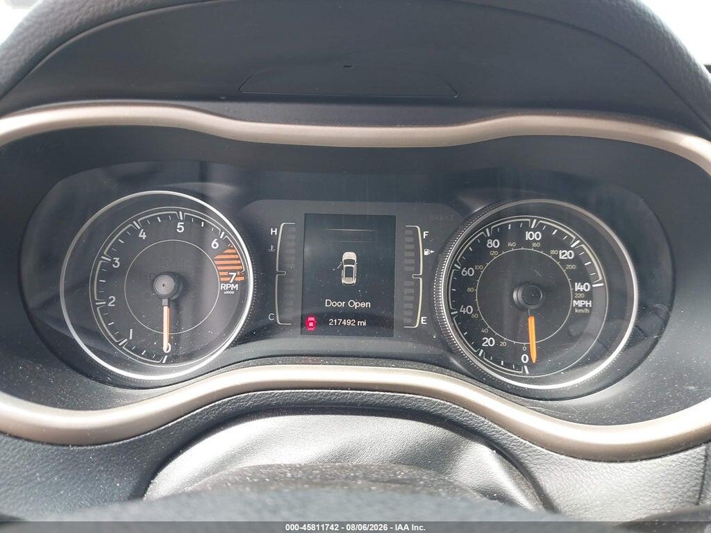 1C4PJLCB2HW539741 2017 JEEP CHEROKEE photo no. 7