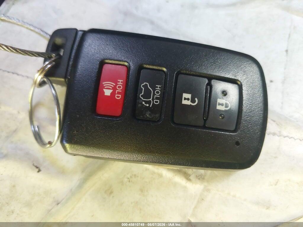 JTMWFREV7HJ106596 2017 TOYOTA RAV4 photo no. 11