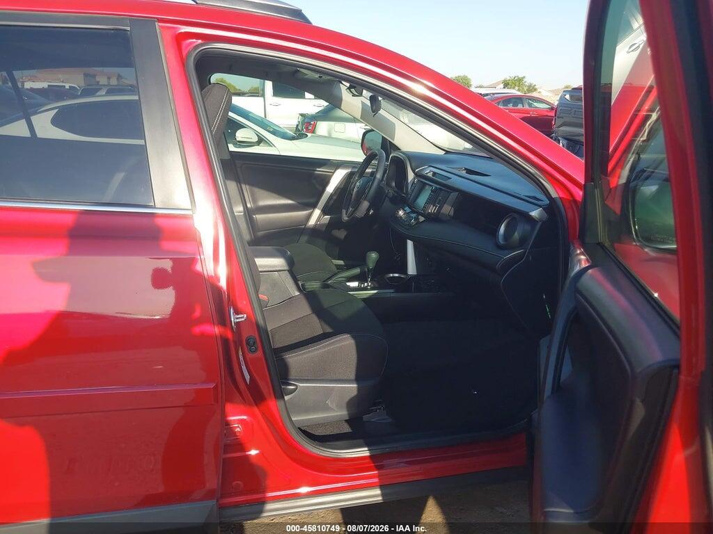 JTMWFREV7HJ106596 2017 TOYOTA RAV4 photo no. 5