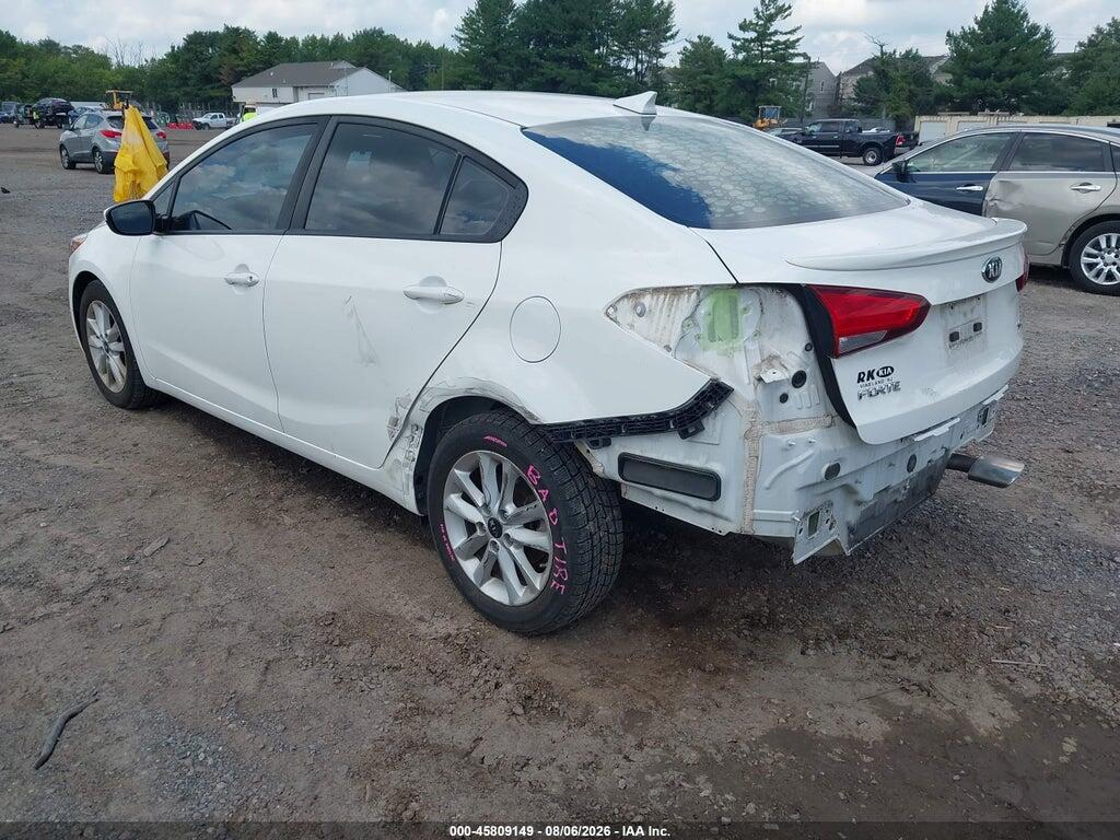 3KPFL4A79HE134917 2017 KIA FORTE photo no. 3